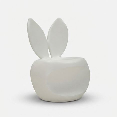 Sedia Bunny Bianca 57x55x79 cm in Polietilene - Icona di Design Pop e Moderno - Serie 940 (1/5)