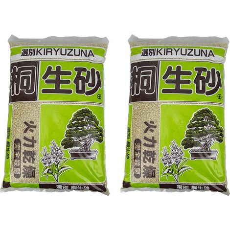 Kiryuzuna hard quality 2/5 mm (2 sacchi da c.ca 11 kg - 14 lt), per bonsai di conifere (1/3)