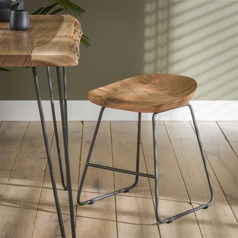 Ensemble de 2 Tabourets Industriels Bas en Bois d'Acacia Novi -