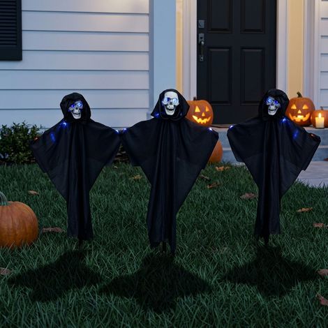 3 Pack Eerie Skull LED Halloween Stake Lights (1/2)