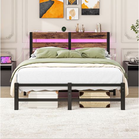 Cama moderna 120x200 cm de metal y madera negro/marrón con LED RGB, 2 USB y espacio bajo la cama (1/5)