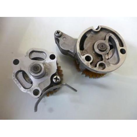 [PRODUIT D'OCCASION] Pompe à huile origine pour Moto Yamaha 750 XTZ Super tenere 1989 (1/2)