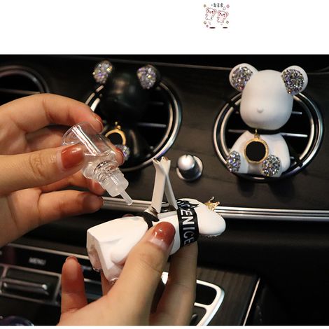 Désodorisant pour grille d'aération de voiture, ours mignon en strass, parfum léger longue durée, avec clip en métal, ours noir (1/2)