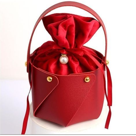 Sac Cadeau Tissu dans Son Écrin en Cuir. Utilisé comme Sachet Bonbon, Pochon, Contenant Dragees pour Pochette Bijoux 2pcs.