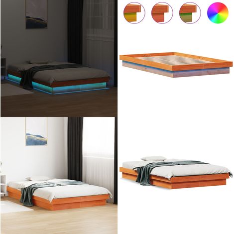 Cadre de lit à LED sans matelas 135x190 cm bois massif - Lit Plateforme - Lit Design - Cadre Lit Bois - Luminaire Led - Éclairage RGB - Home & Living (1/5)