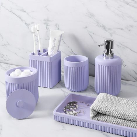 Lot de 5 Accessoires de Salle de Bain en résine Violet Clair, Distributeur de Savon, Porte-Brosse à Dents, gobelet de Salle de Bain, Support Qtip et Plateau de Coiffeuse, Ensemble de Rangement (1/5)