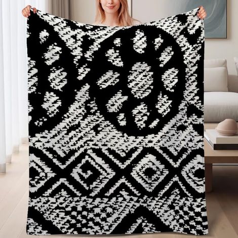 Couverture de lit en polaire, jeté doux et chaud idéal pour le printemps, légère et luxueuse en microfibre de polyester, décoration intérieure, ajout parfait à la décoration intérieure, cadeau parfait (1/4)