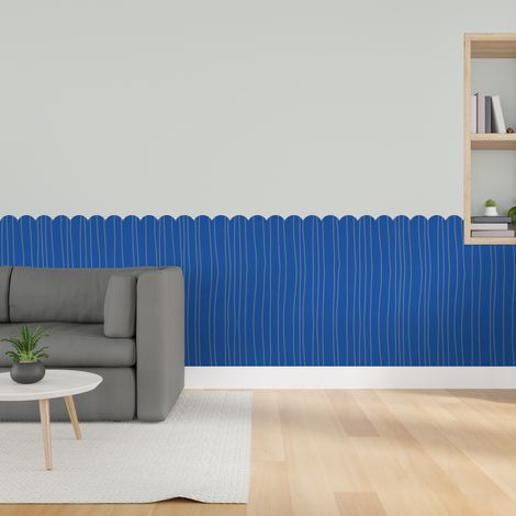 Papier peint découpé préencollé, soubassement, festonné, bleu électrique, traits dessinés, raccordable, 83 cm X 195 cm (1/5)