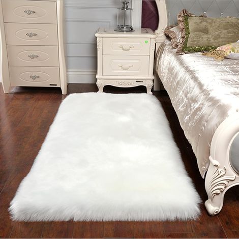 Tapis En Fourrure Synthétique - 60 x 150 cm - Reversible Avec Dos En Suède - Pour Chambre Salon Chevet - 1 Pièce (1/5)
