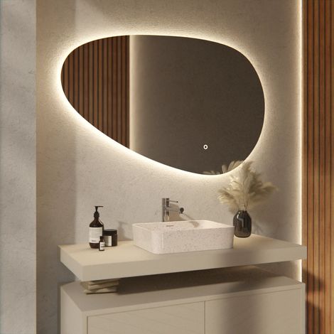 Asymmetrischer, rahmenloser LED-Badezimmerspiegel 120 x 75 cm – 3 dimmbare Lichtmodi – Antibeschlagfunktion – IP44 wasserdicht und Touch-Bedienung – rostbeständig (1/5)