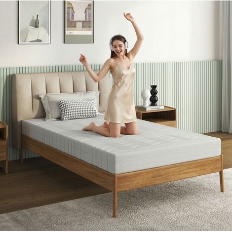 Matelas en mousse, housse 3D respirante amovible et lavable, blanc (1/5)