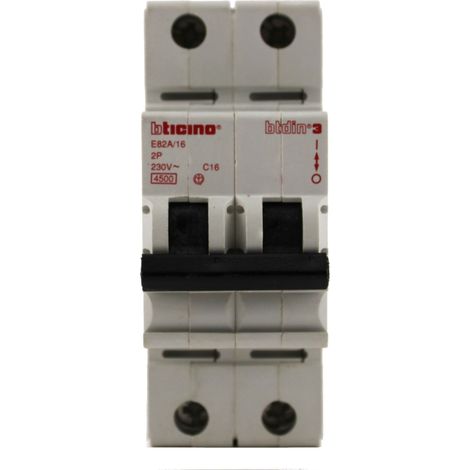 Interruttore magnetotermico 2P 2 moduli 16A curva C F82A /16 Bticino