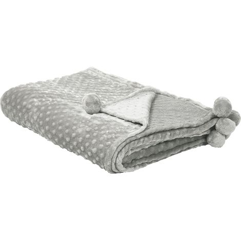 Plaid Couvre Lit Gris Clair 200 x 220 cm avec Pompons Décoratifs Matière Ultra Douce au Toucher Idéal pour Intérieurs au Style Scandinave Beliani (1/5)
