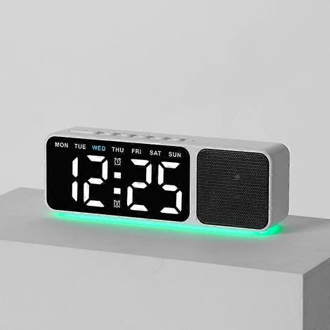 Réveil numérique avec haut-parleur Bluetooth, veilleuse, grand écran LED, affichage de la date, fonction de variation d'intensité lumineuse et double fonction de répétition d'alarme.