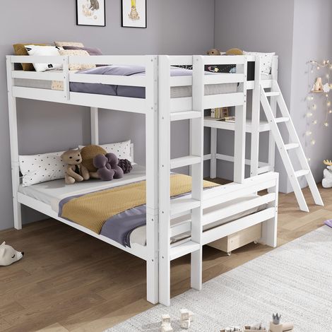 Lit triple superposé 140 x 200 + 90 x 200 cm pour trois enfants, tiroirs, bureau et étagère, pin blanc (1/5)