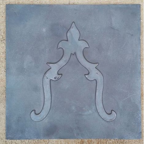 Piana in ghisa per camino, piastre, lastre, frontali decorata modello Giglio scegli la misura : 60x60x1