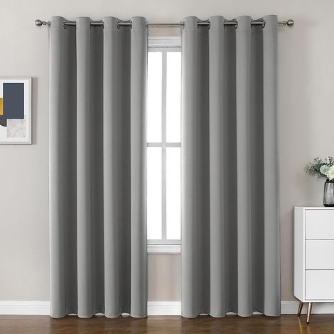 TrAdE Shop Traesio - Tenda Oscurante Nogah Pannello Singolo 8 Borchie Porta Finestra Bastone 140x180 - (1/3)
