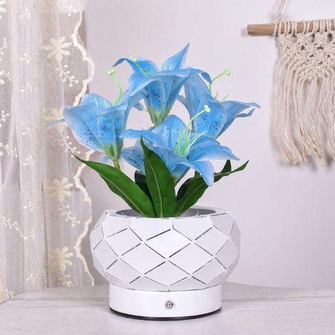 Veilleuse LED Fleur de Lys Bleue Pot en Fer Forgé Ajouré Géométrique Tactile USB 3 Couleurs 610 g – Livraison gratuite