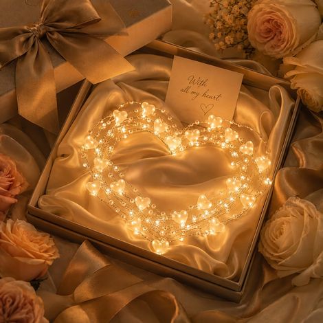 Guirlande lumineuse à perles en forme de cœur - 2 m - Fonctionne avec piles - Blanc chaud - Pour mariage, Saint-Valentin, Noël, décoration de fête (1/5)