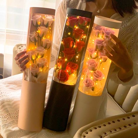 Coffret cadeau de bouquet de roses en savon, roses artificielles, pétales de rose en tube, cadeau de Saint-Valentin pour l'être aimé (1/5)