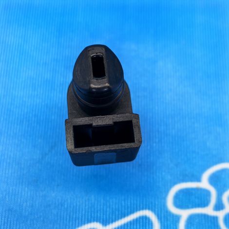 31086-3TA1A is suitable for Nissan Teana, X-Trail, Sylphy, and Venucia transmission oil level gauges, dipsticks, and oil level caps. (1/4)