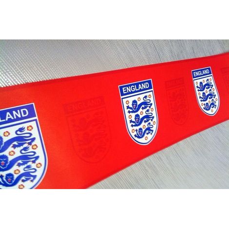 Official Licensed England Red Emblem Football Wallpaper Border (1/2)