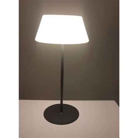 Luminaire unilux solution polyvalente éclairage intérieur fonctionnel esthétique