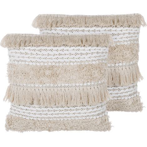 Conjunto de cojines decorativos beige patrón a rayas 45 x 45 cm con borlas decoración boho retro Villur