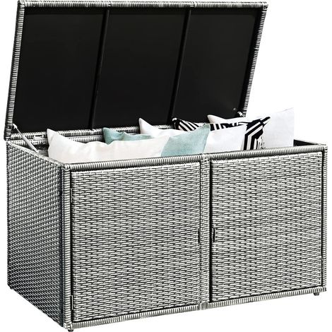 Goplus – Coffre de jardin en rotin PE 115x60x65cm – 2 étagères et couvercle à charnière – Résistant aux intempéries – Design rustique