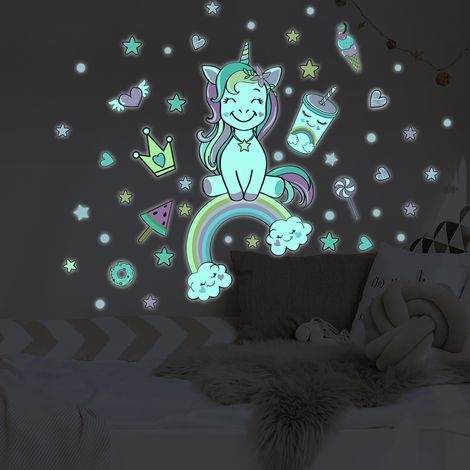 Sticker phosphorescent lumineux - LICORNE REINE DES FRIANDISES - Autocollant mural plafond enfant fluorescent - 40x40cm (1/5)