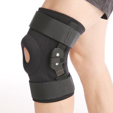 Rodillera estable Patulia: protector de rodilla ajustable y ligero con función de soporte del tendón rotuliano.