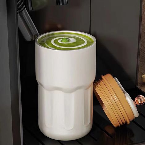 Mug isotherme réutilisable en acier inoxydable, couleur marron, idéal pour les boissons chaudes et glacées. (1/5)