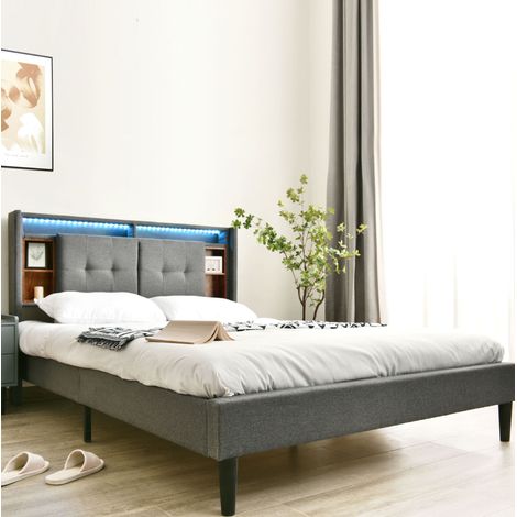 Cama tapizada de madera maciza gris 140x200 cm con cabecero de almacenaje, USB, enchufes, LED y colchón incluido (1/5)