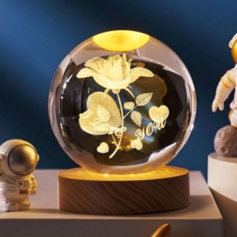 3D-LED-Kristallkugel-Nachtlicht, Glas mit Holzsockel, dekoratives Geschenk zum Geburtstag, rosa-florales Design (1/5)