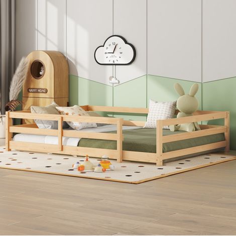 Letto Montessori per bambini in legno massello di pino naturale 140x200 cm con rete a doghe e sponde di protezione