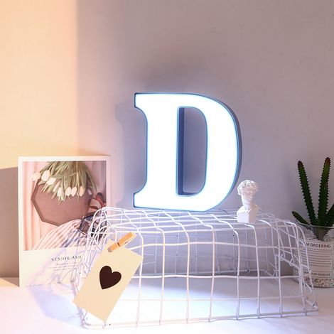Lampe de nuit LED en plastique avec 26 lettres de l'alphabet anglais, décoration lumineuse pour anniversaire, déclaration d'amour, lumière blanche (1/5)