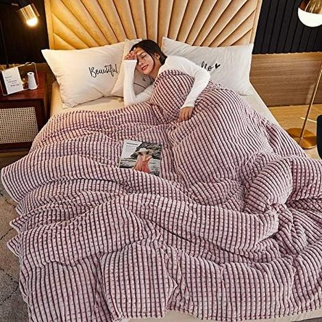 Couverture polaire en flanelle microfibre super douce, couverture de lit en flanelle pouvant être utilisée comme drap, couverture pour bébé, housse de canapé facile d'entretien (rouge, 100 x 70 cm) (1/4)