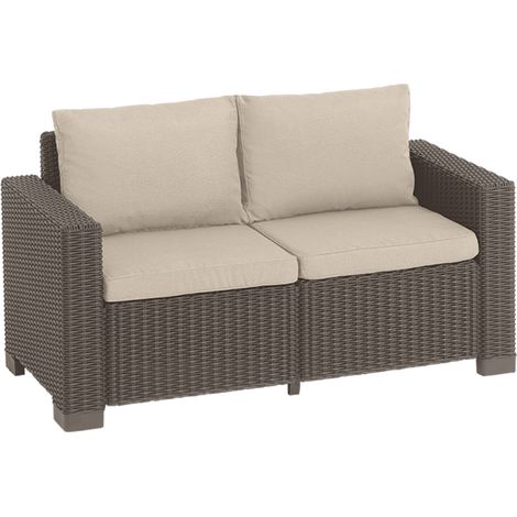 Keter – Canapé de jardin 2 places – Style osier arrondi – Accoudoirs extra larges – Coussins profonds – Largeur 141 cm – Résistant aux UV