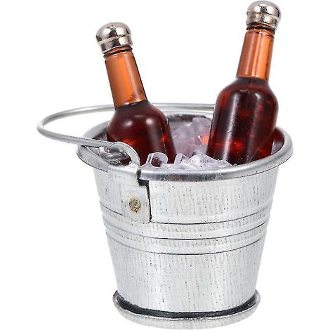 1 Set kleine Bierflaschen