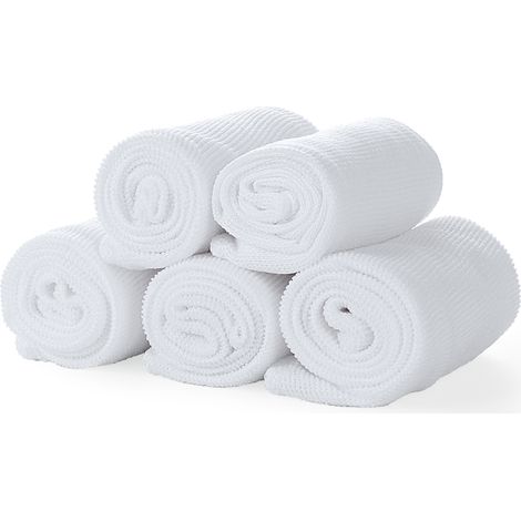 Fournitures de salle de bain d'hôtel, serviettes blanches