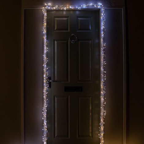 5.5m 800 LED UltraBrights Christmas Door Cluster LIghts with Timer in White & Warm White on Silver Wire (1/5)