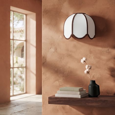 Aplique de Pared con Pantalla Blanca y Marrón  Serie IRIS (1/5)