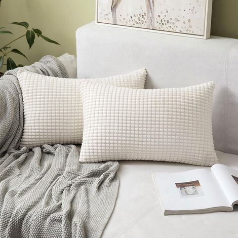 Lot de 2 housses de coussin décoratives en velours côtelé, 30 x 50 cm (12 x 20 pouces), rayures unies, coloris crème, pour canapé, fauteuil ou chambre. (1/5)