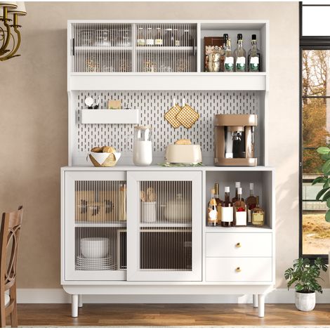 Aparador de cocina blanco con 4 puertas correderas de vidrio acanalado, 2 cajones y panel perforado, almacenaje para vajilla y utensilios – CHICFURN (1/5)