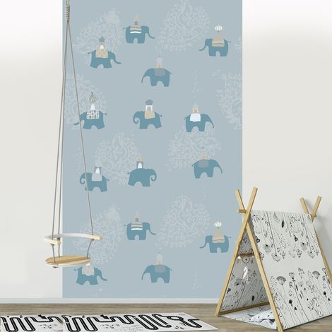 Papier peint intissé bleu clair avec éléphants d'Asie bleus et ornement traditionnel, 250 cm X 150 cm. (1/2)