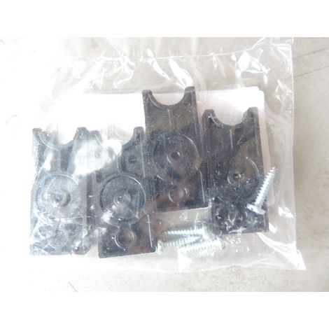 Jeu de 4 pattes de fixation murales polyamide pour boite polyester MORVAN