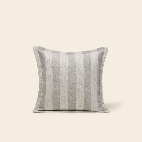 Housse de coussin en Jacquard de rayures  FABBIO (1/4)