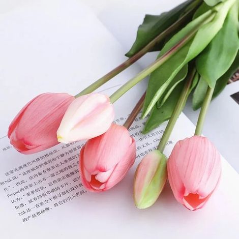 Tulipes artificielles Real Touch - Rose foncé - 40 cm - Fleurs en soie et latex - Bouquet décoratif - Fleurs artificielles pour mariage, maison et printemps (1/5)