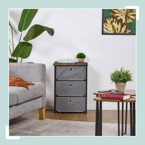 Chest of drawers in wooden design with fabric drawers (1/5)