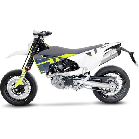 Terminale di scarico per marmitte slip-on LV One Evo inox compatibile Husqvarna 701 dal 2021 al 2023, design sportivo, acciaio inox, montaggio plug and play (1/5)